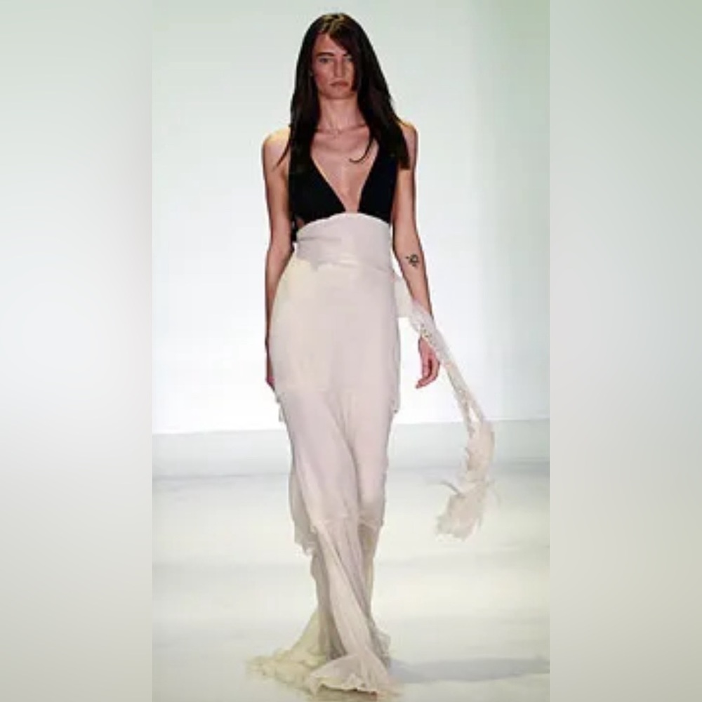 Vera Wang formal dress from Spring 2003 RTW collection